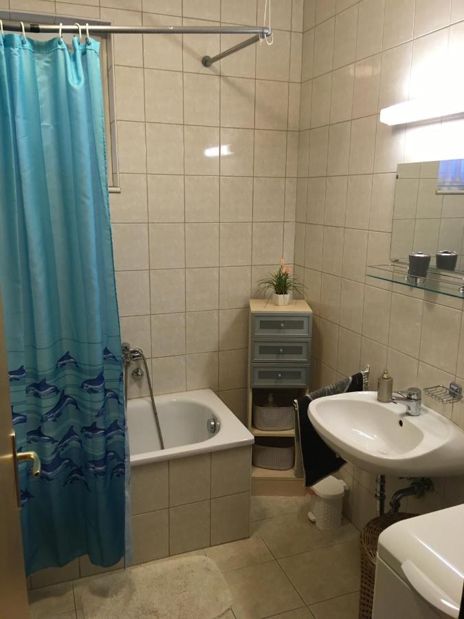 Romai Apartmanhaz Apartment Heviz Exterior photo
